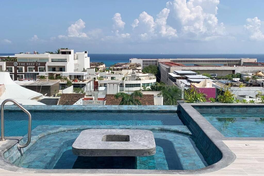 Apartamento New! Luxury Floor Condo-steps To 5th-fast Wifi Playa del Carmen