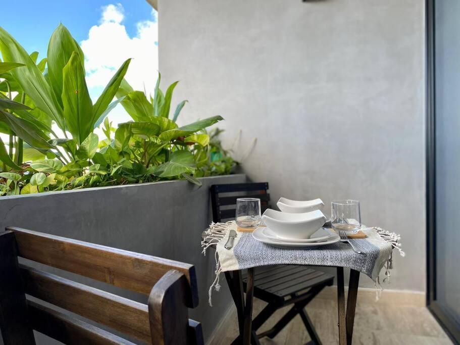 New! Luxury Floor Condo-steps To 5th-fast Wifi